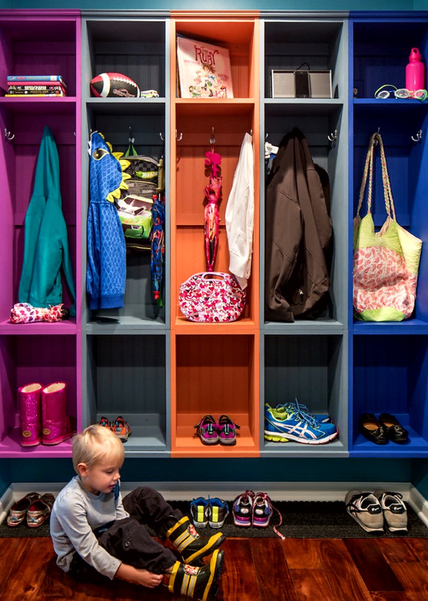 Детская цветная гардеробная комната Ачинск